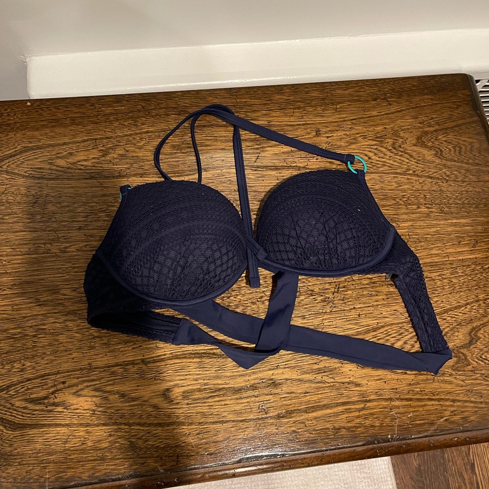 Bikini top